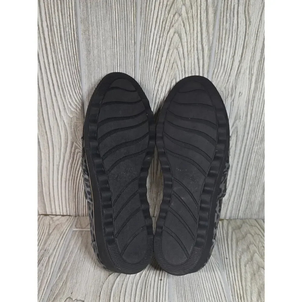 Clarks Sharon Form Grey Leopard Print Loafers Womens Size 8